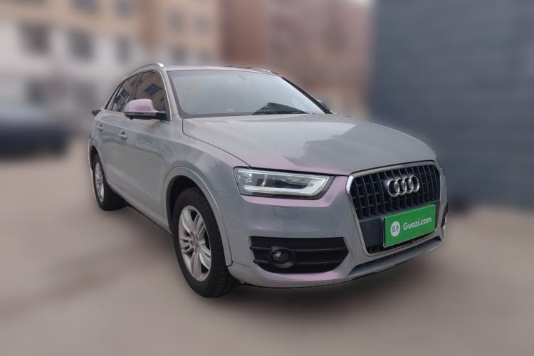 Used Audi Q3 2015 35 TFSI quattro Technology Edition Front Right 45 Deg
