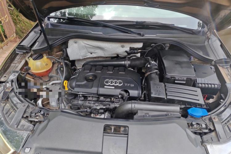Used Audi Q3 2015 35 TFSI quattro Technology Edition Engine Bay