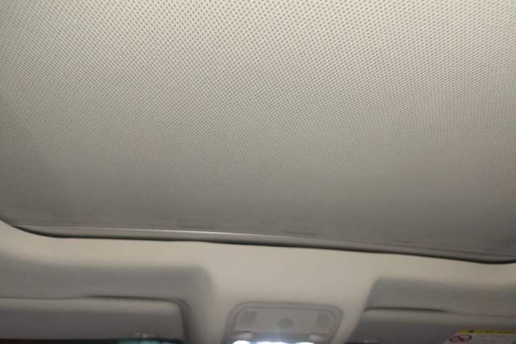 Used Audi Q3 2015 35 TFSI Comfort Model Headliner