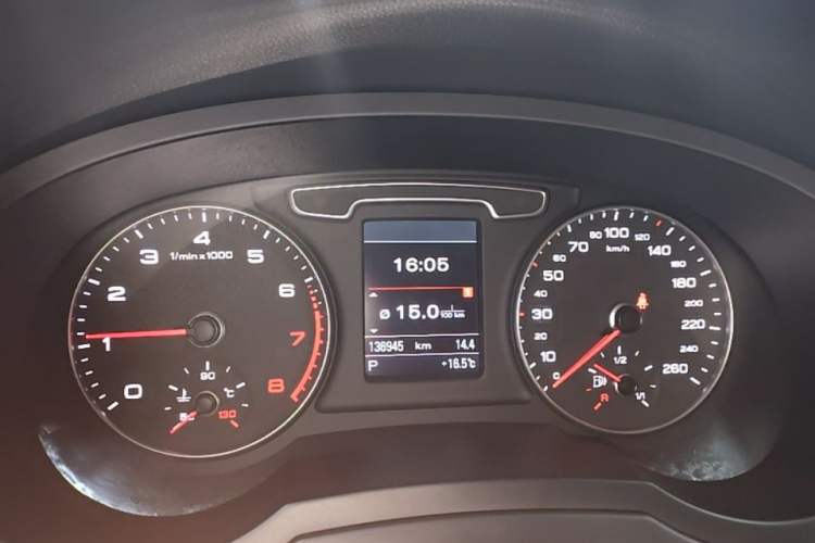 Used Audi Q3 2015 35 TFSI quattro Technology Edition Instrument Cluster