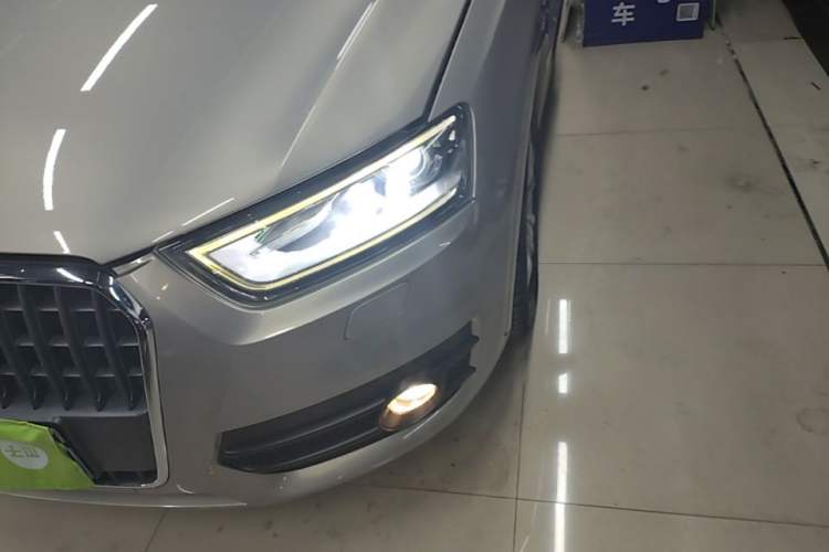 Used Audi Q3 2015 35 TFSI quattro Technology Edition Left Front Headlight