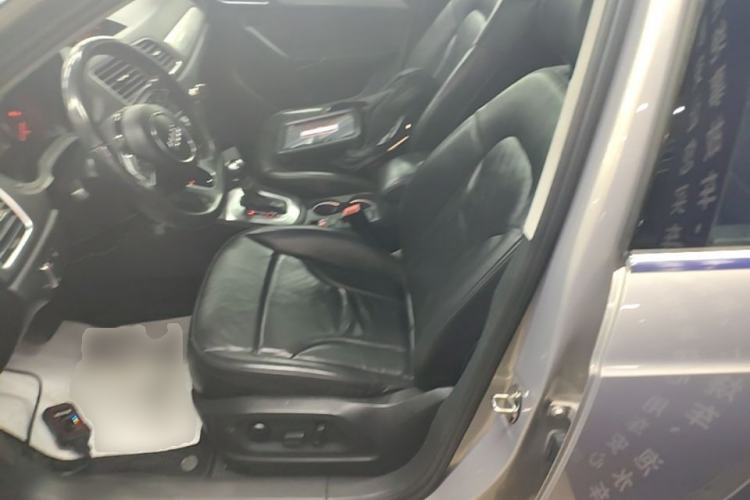 Used Audi Q3 2015 35 TFSI quattro Technology Edition Left Front Seat