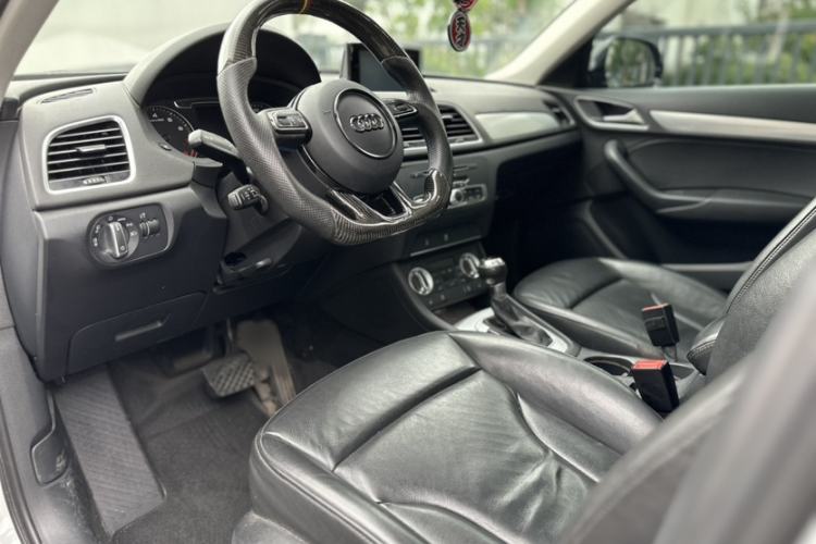 Used Audi Q3 2015 35 TFSI Comfort Model Left Front Seat
