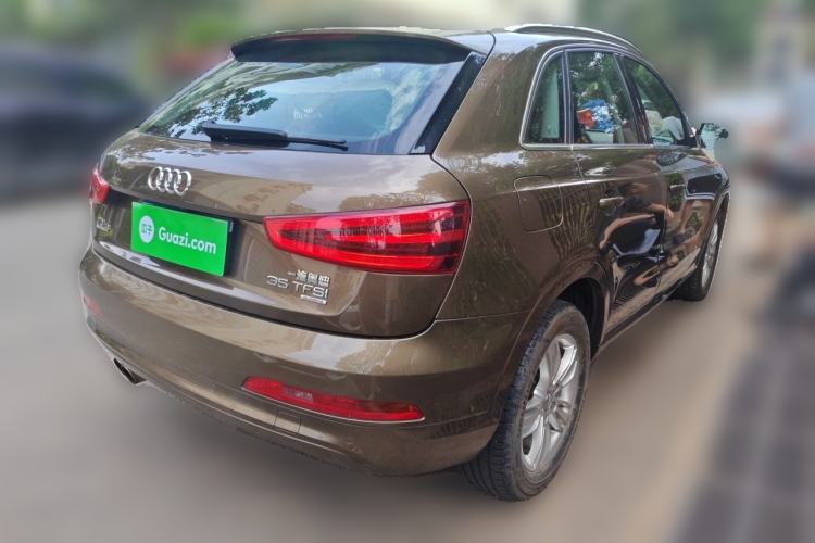 Used Audi Q3 2015 35 TFSI quattro Technology Edition Rear Right 45 Deg