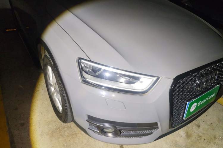Used Audi Q3 2015 35 TFSI Comfort Model Right Front Headlight