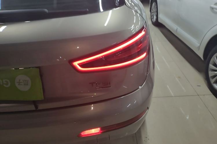Used Audi Q3 2015 35 TFSI quattro Technology Edition Right Rear Taillight