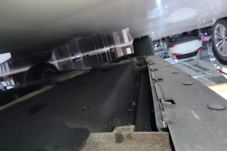 Used Audi Q3 2015 35 TFSI Comfort Model Right Side Sill