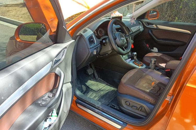 Used Audi Q3 2015 30 TFSI Comfort Model Driver Seat