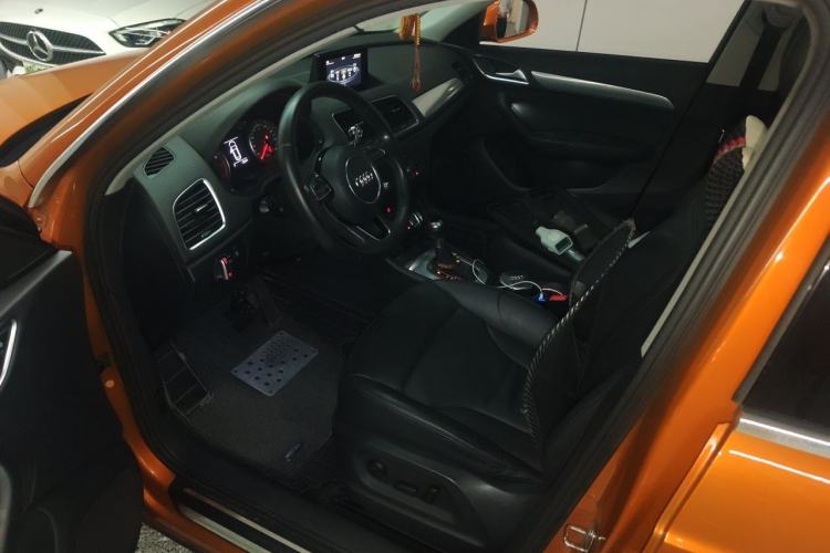 Used Audi Q3 2015 35 TFSI Comfort Model Driver Seat