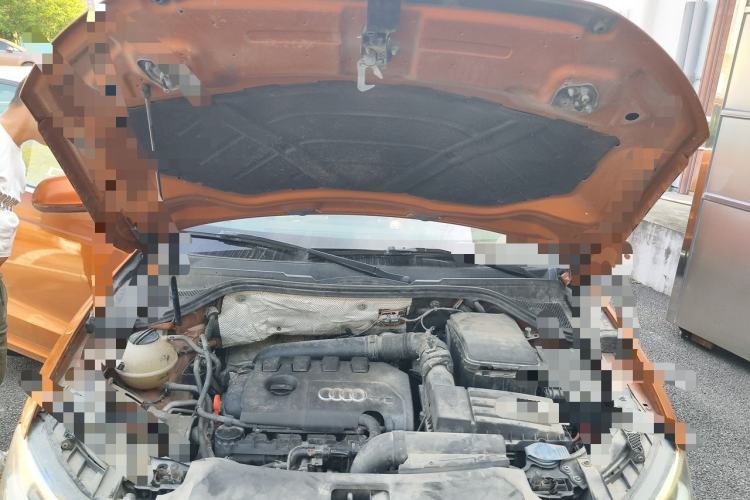 Used Audi Q3 2015 35 TFSI Comfort Model Engine Bay