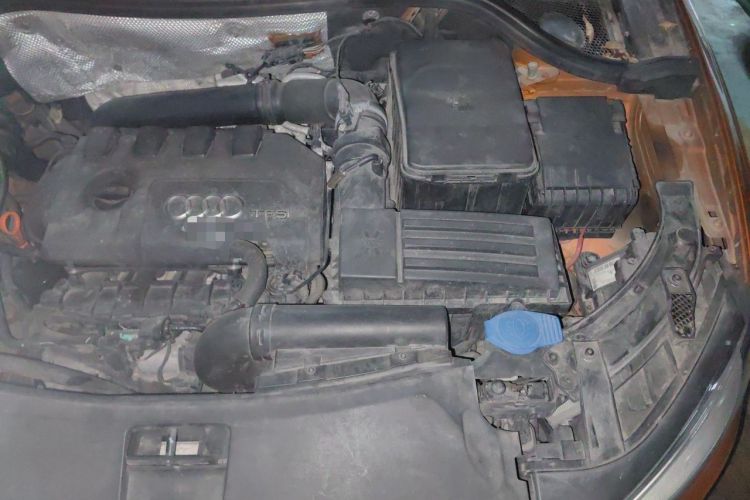 Used Audi Q3 2015 35 TFSI Ambition Edition Engine Bay Left