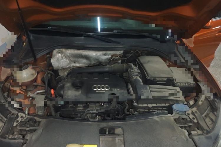 Used Audi Q3 2015 35 TFSI Comfort Model Engine Bay