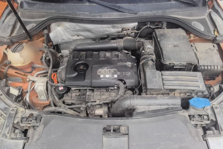 Used Audi Q3 2015 35 TFSI Comfort Model Engine Bay