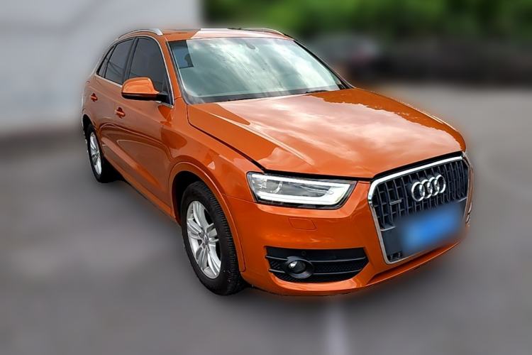 Used Audi Q3 2015 35 TFSI quattro Technology Edition Front Right 45 Deg
