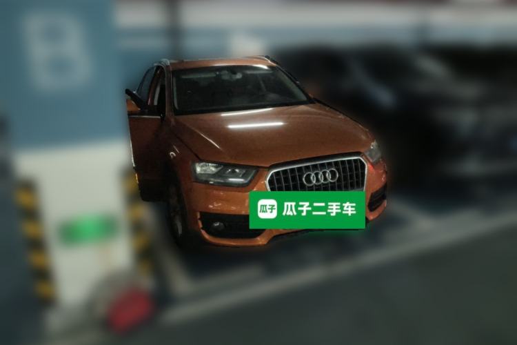 Used Audi Q3 2015 30 TFSI Ambition Edition Front Right 45 Deg