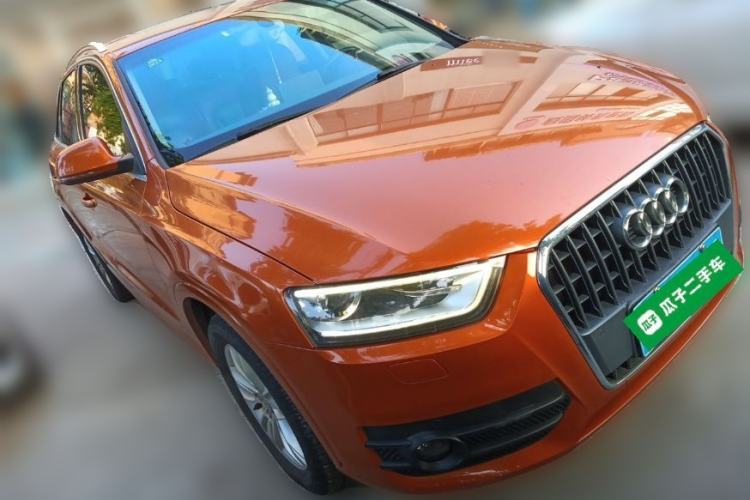 Used Audi Q3 2015 35 TFSI Comfort Model Front Right 45 Deg