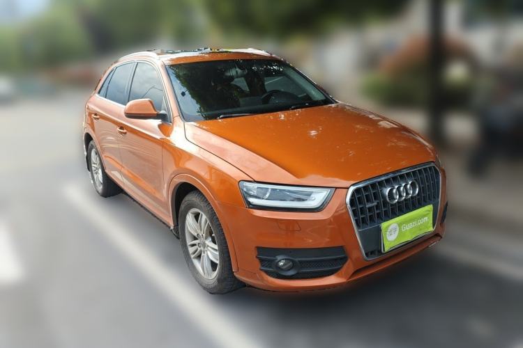 Used Audi Q3 2015 35 TFSI quattro Technology Edition Front Right 45 Deg