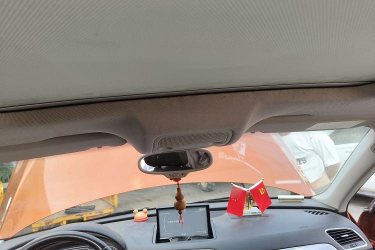 Used Audi Q3 2015 35 TFSI Comfort Model Headliner