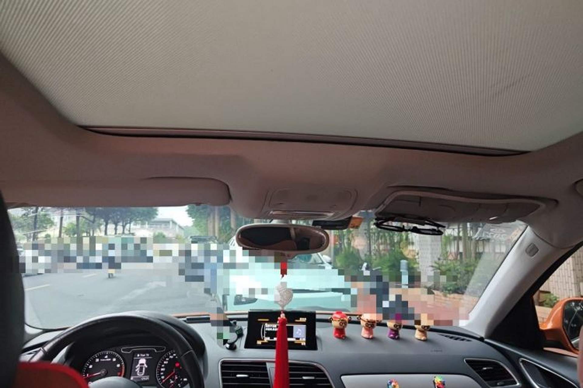 Used Audi Q3 2015 30 TFSI Ambition Edition Headliner