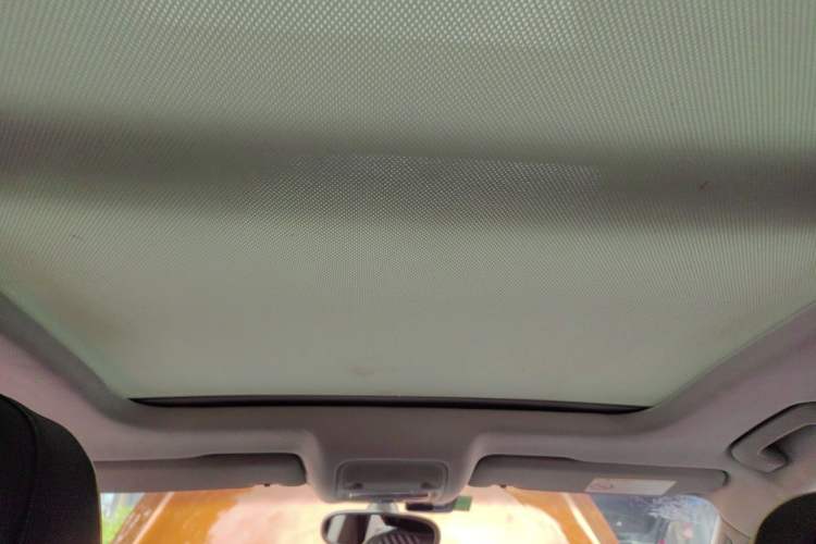 Used Audi Q3 2015 35 TFSI Comfort Model Headliner