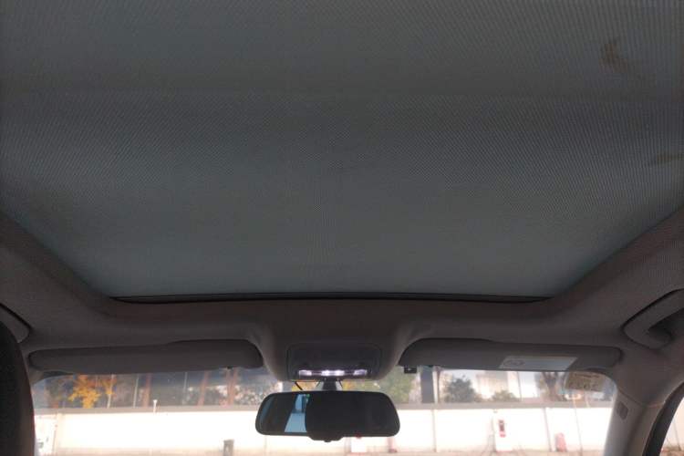Used Audi Q3 2015 35 TFSI Comfort Model Headliner
