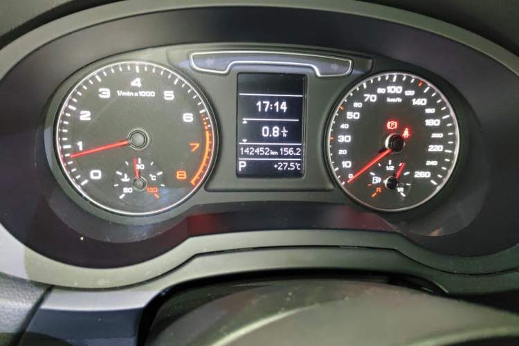Used Audi Q3 2015 35 TFSI Ambition Edition Instrument Cluster