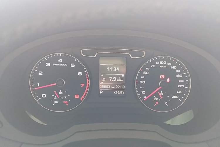 Used Audi Q3 2015 35 TFSI Comfort Model Instrument Cluster