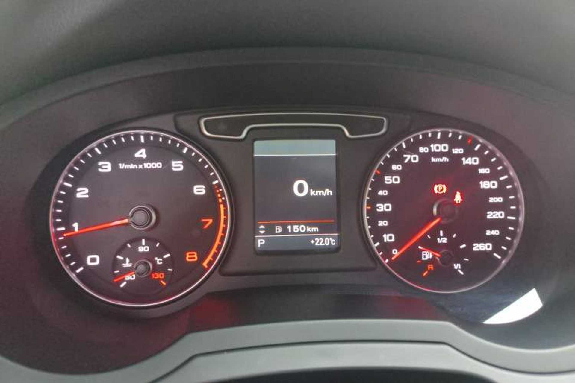 Used Audi Q3 2015 35 TFSI quattro Technology Edition Instrument Cluster