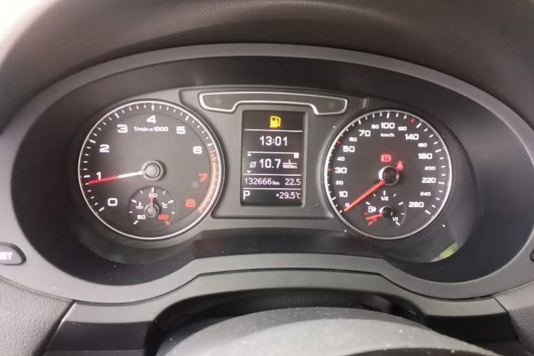 Used Audi Q3 2015 35 TFSI Millionth Anniversary Comfort Model Instrument Cluster