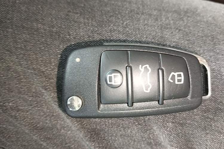 Used Audi Q3 2015 35 TFSI Comfort Model Interior 1