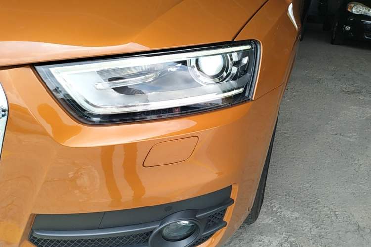Used Audi Q3 2015 35 TFSI Comfort Model Left Front Headlight