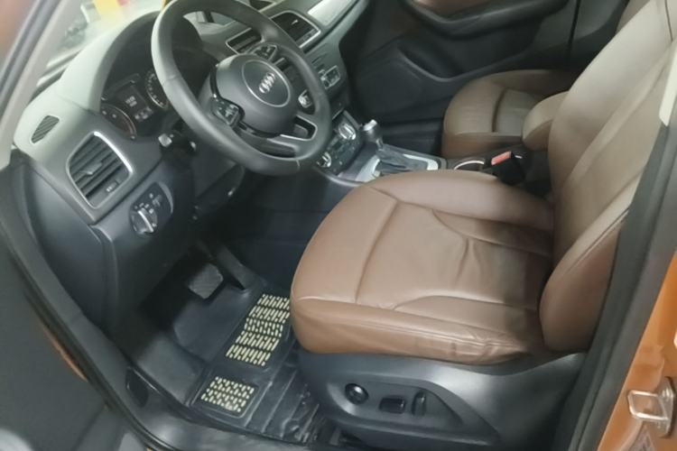 Used Audi Q3 2015 35 TFSI quattro Technology Edition Left Front Seat