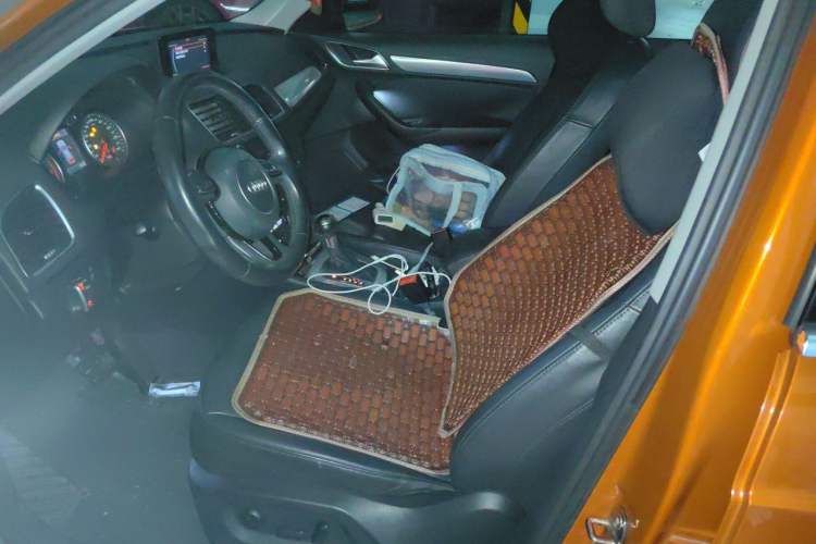 Used Audi Q3 2015 35 TFSI Ambition Edition Left Front Seat