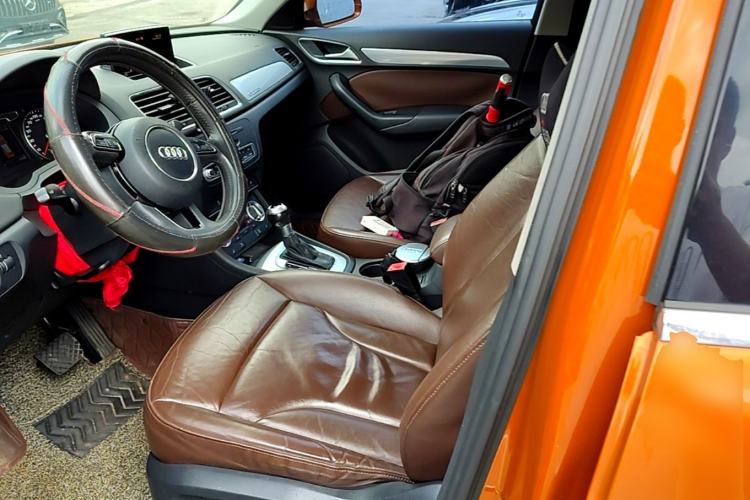 Used Audi Q3 2015 35 TFSI quattro Technology Edition Left Front Seat