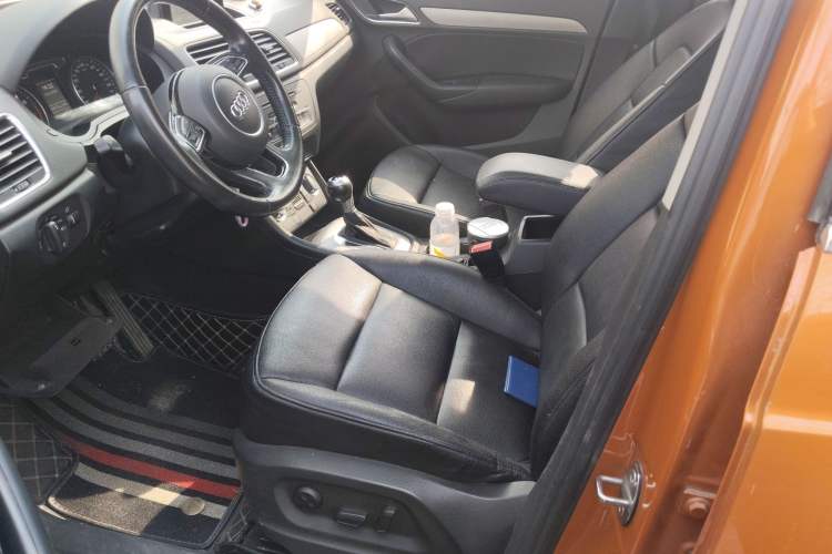 Used Audi Q3 2015 30 TFSI Ambition Edition Left Front Seat