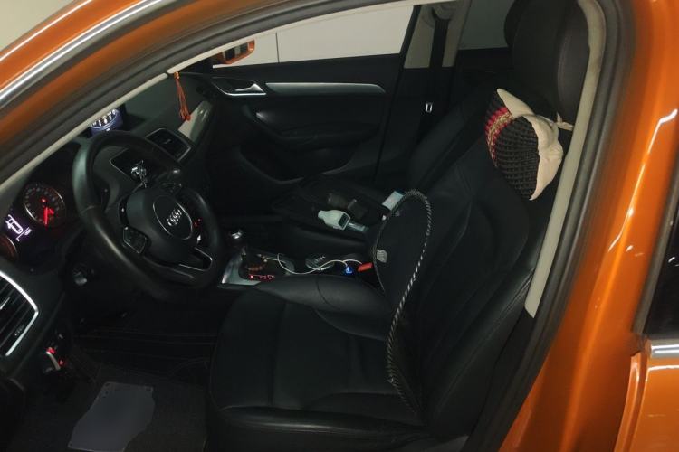 Used Audi Q3 2015 35 TFSI Comfort Model Left Front Seat