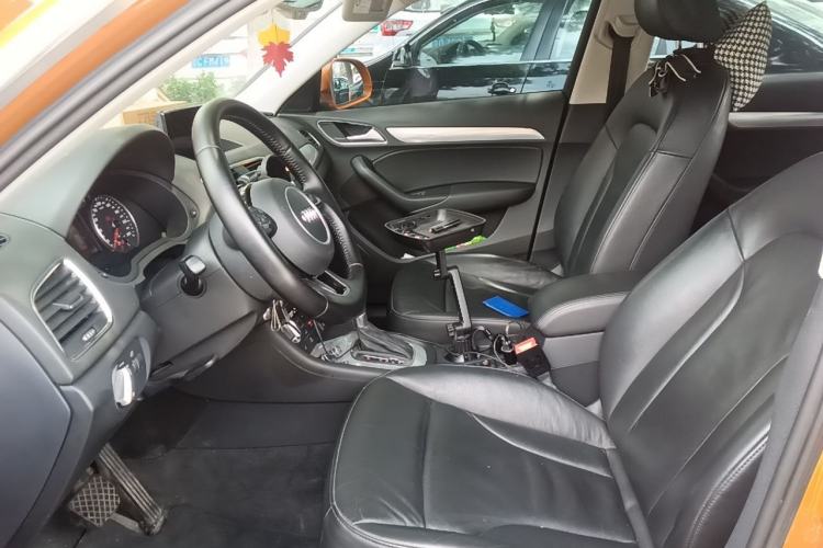 Used Audi Q3 2015 35 TFSI quattro Technology Edition Left Front Seat