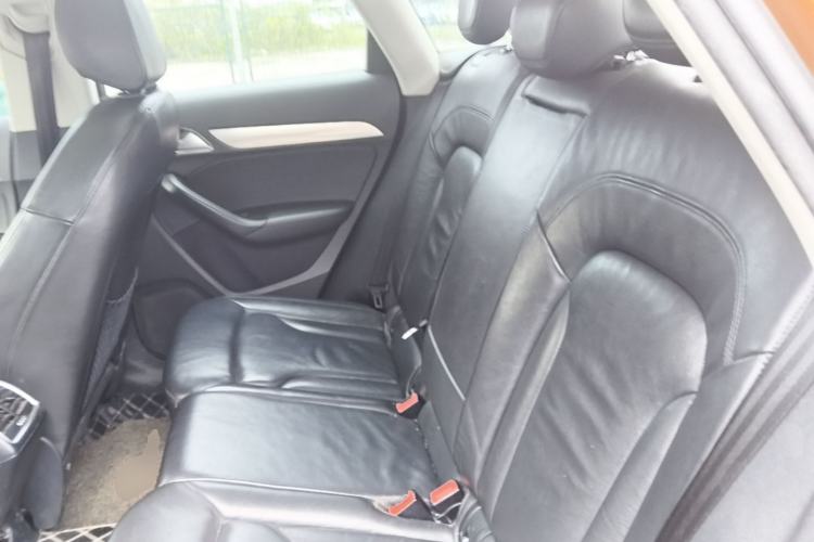 Used Audi Q3 2015 30 TFSI Comfort Model Left Rear Seat