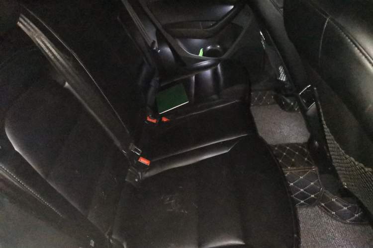 Used Audi Q3 2015 35 TFSI Ambition Edition Left Rear Seat