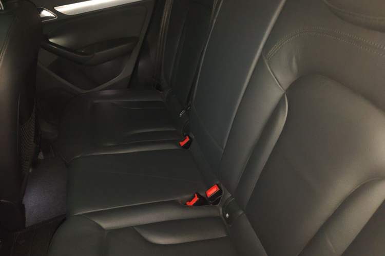 Used Audi Q3 2015 35 TFSI Comfort Model Left Rear Seat