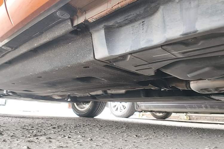 Used Audi Q3 2015 35 TFSI Comfort Model Left Side Sill