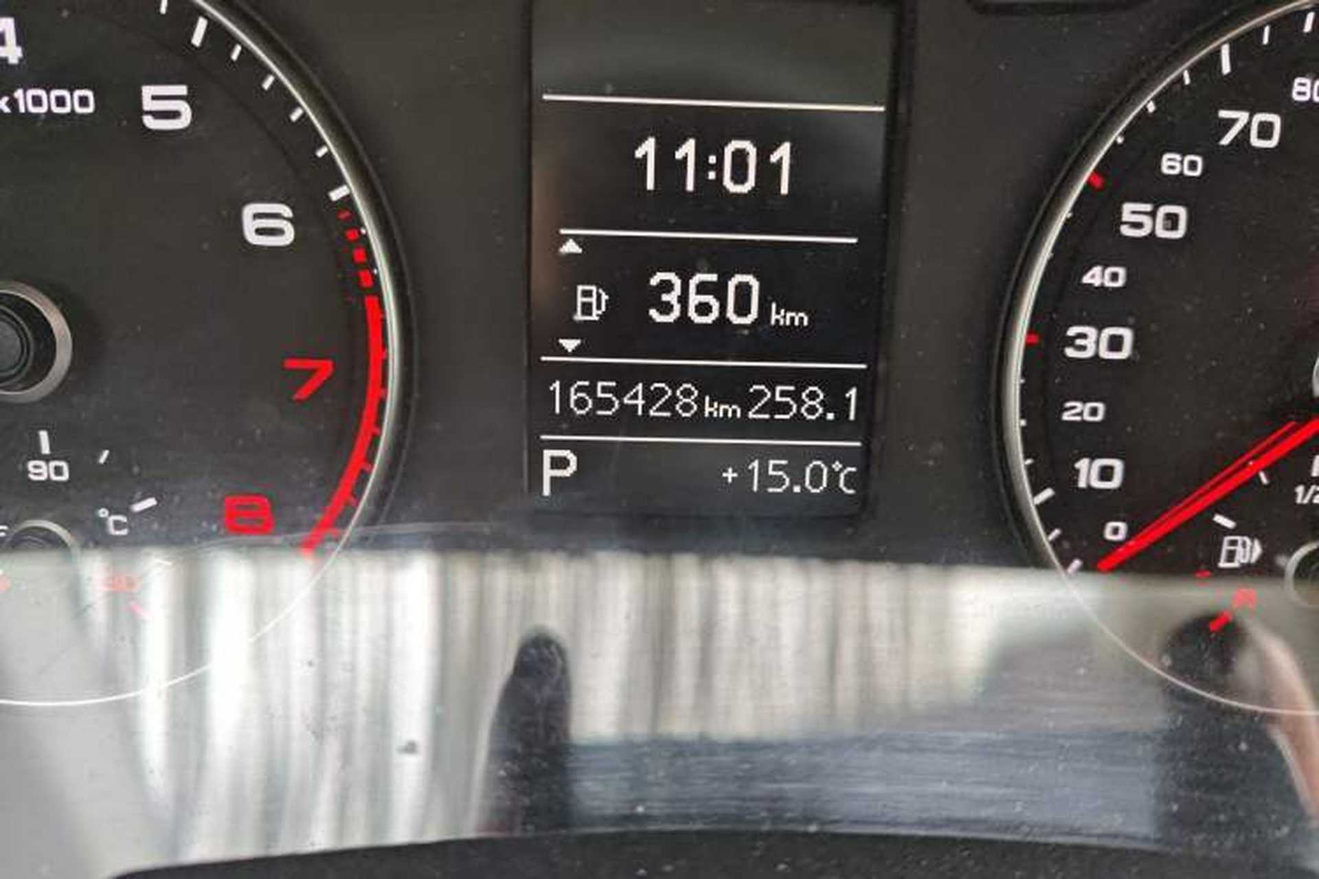 Used Audi Q3 2015 35 TFSI Comfort Model Odometer Close Up