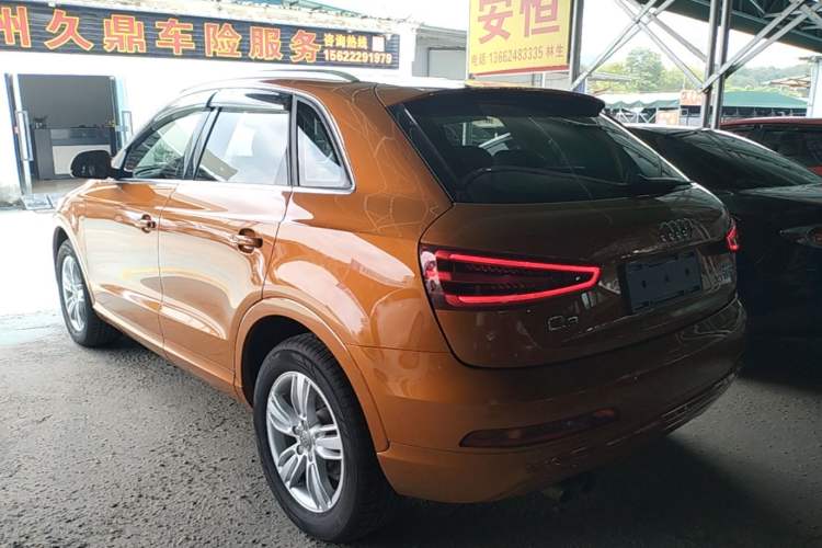 Used Audi Q3 2015 35 TFSI Comfort Model Rear Left 45 Deg