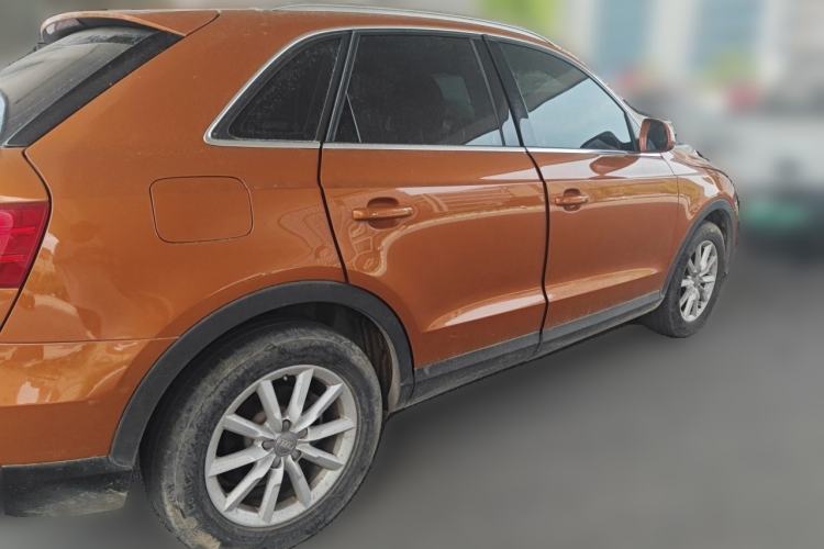 Used Audi Q3 2015 30 TFSI Ambition Edition Rear Right 45 Deg