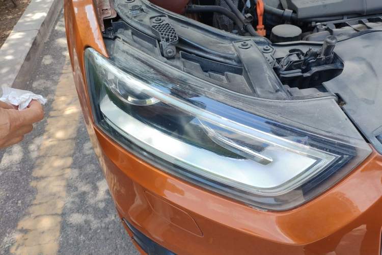 Used Audi Q3 2015 35 TFSI Comfort Model Right Front Headlight