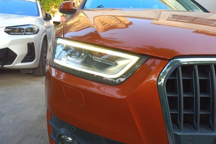 Used Audi Q3 2015 35 TFSI Comfort Model Right Front Headlight