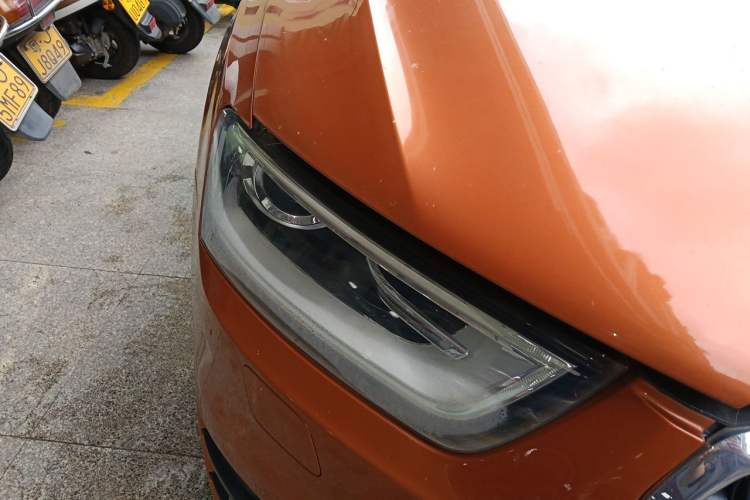 Used Audi Q3 2015 30 TFSI Comfort Model Right Front Headlight