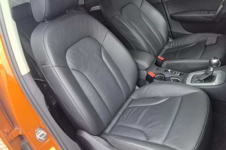 Used Audi Q3 2015 35 TFSI Comfort Model Right Front Seat