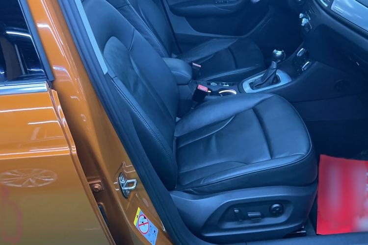Used Audi Q3 2015 35 TFSI Comfort Model Right Front Seat