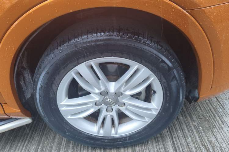 Used Audi Q3 2015 35 TFSI quattro Technology Edition Right Front Wheel Hub